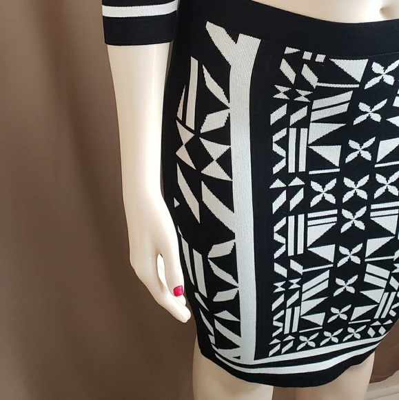 Geometric Sweater Set - Picture 4 of 5